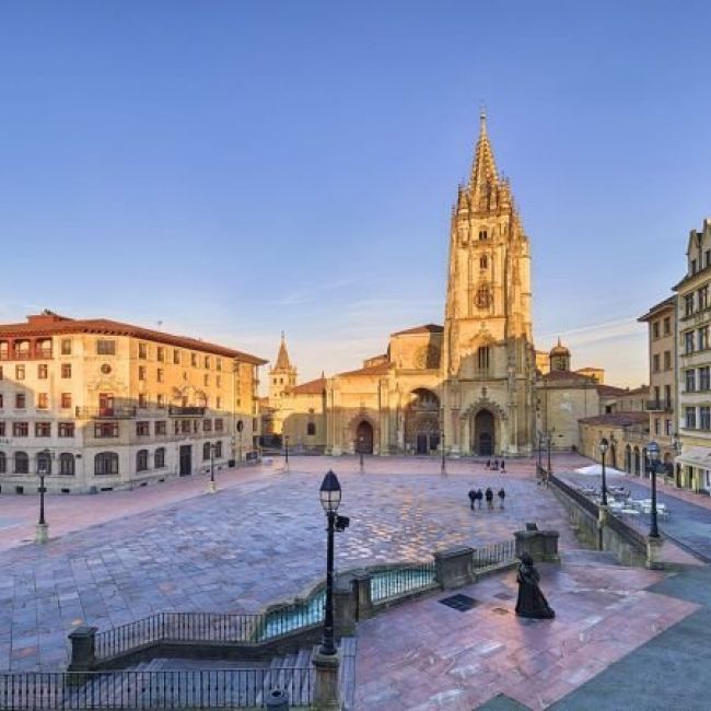 La Catedral del Salvador